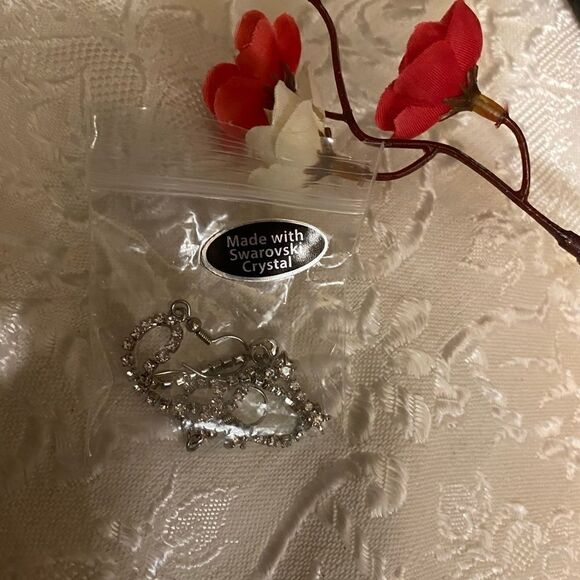 💦Swarovski Magic chain Earrings  - Picture 5 of 5